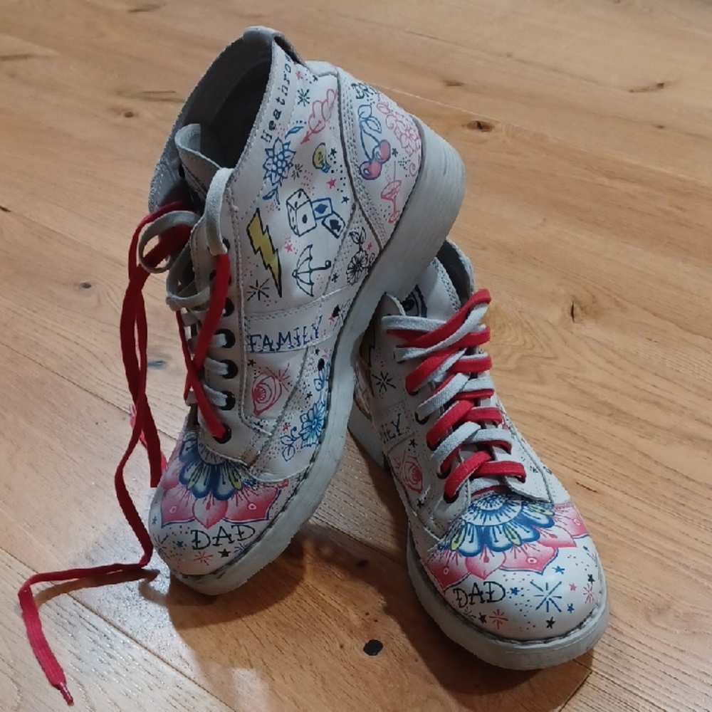 O.X.S Italian Shoes Size7